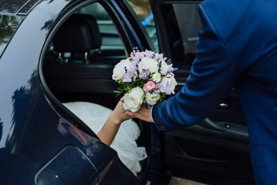 Voitures avec chauffeur pour un mariage à Toulouse Voitures avec chauffeur pour un mariage à Toulouse